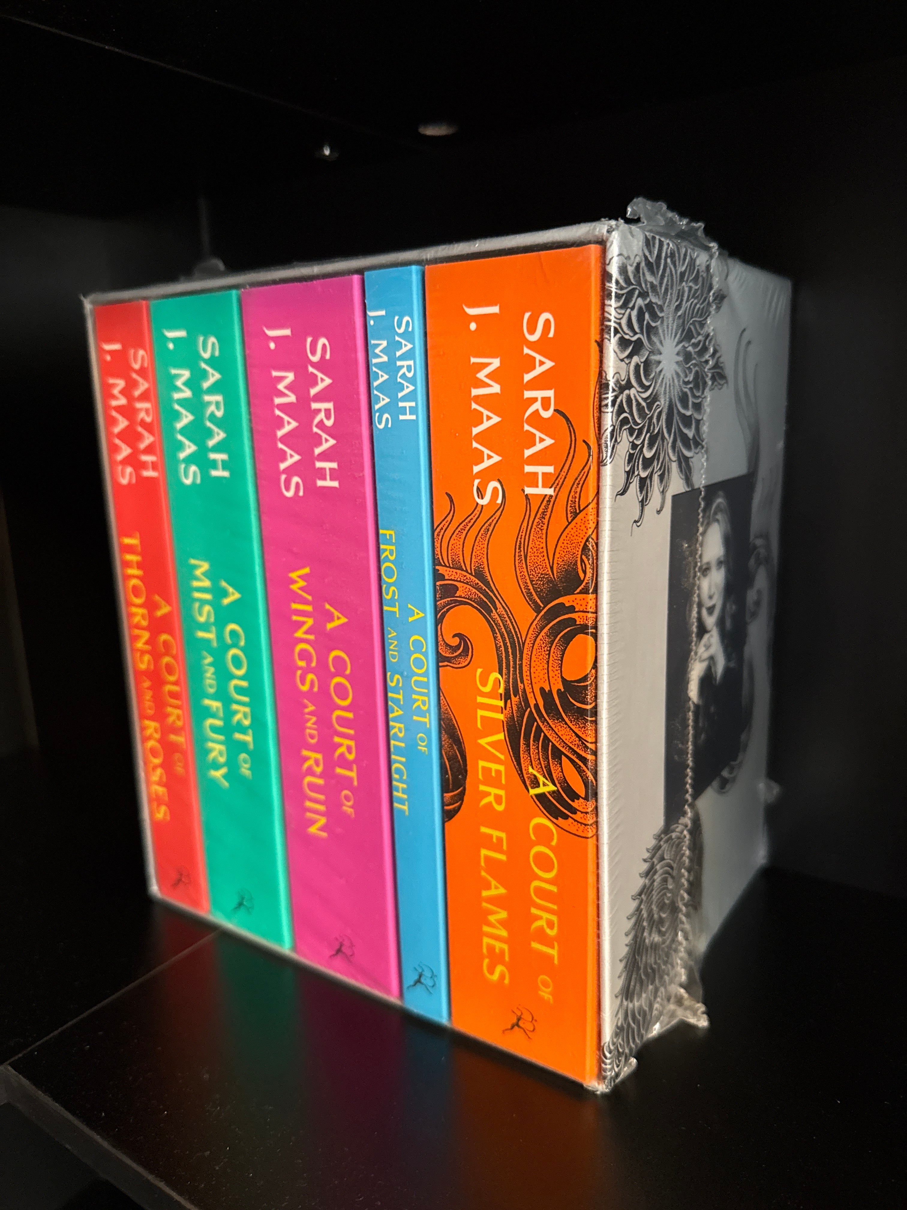 A Court of Thorns and Roses (box set)