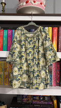 3t KQ “midcentury floral” gathered pocket dress