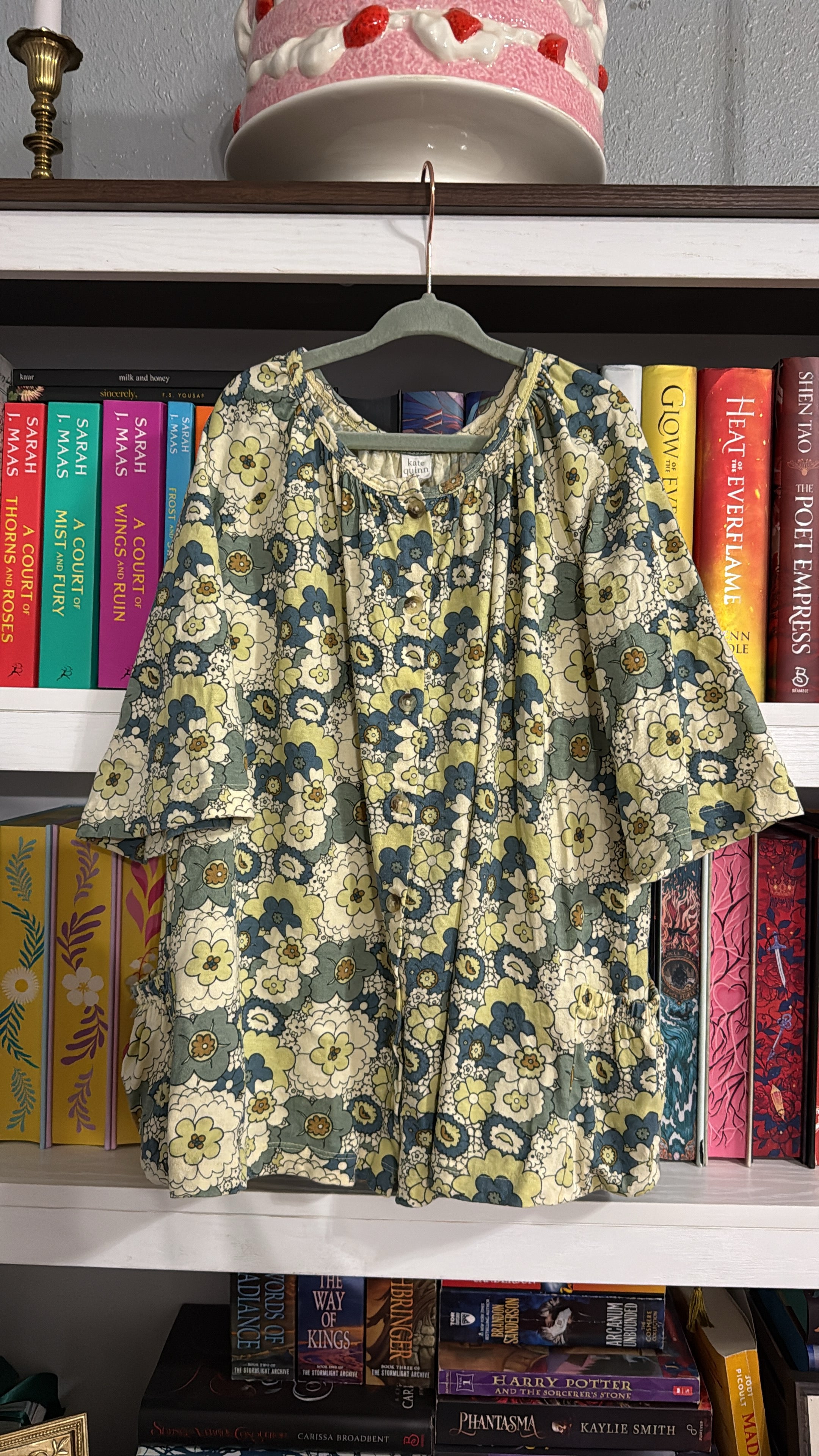 3t KQ “midcentury floral” gathered pocket dress