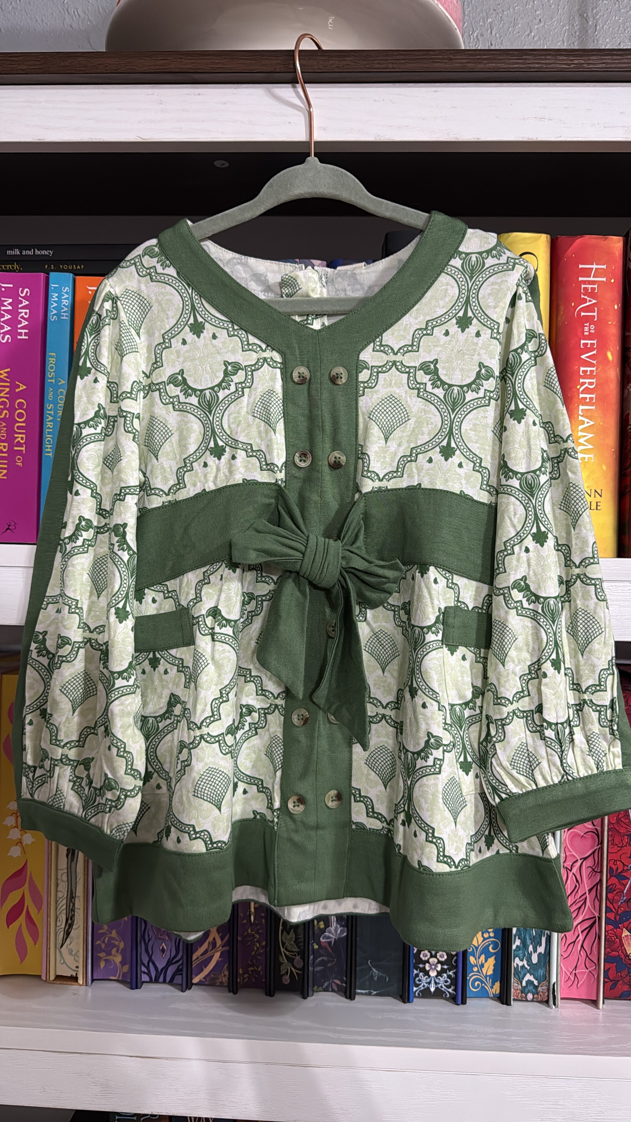 5y KQ folk floral peasant top