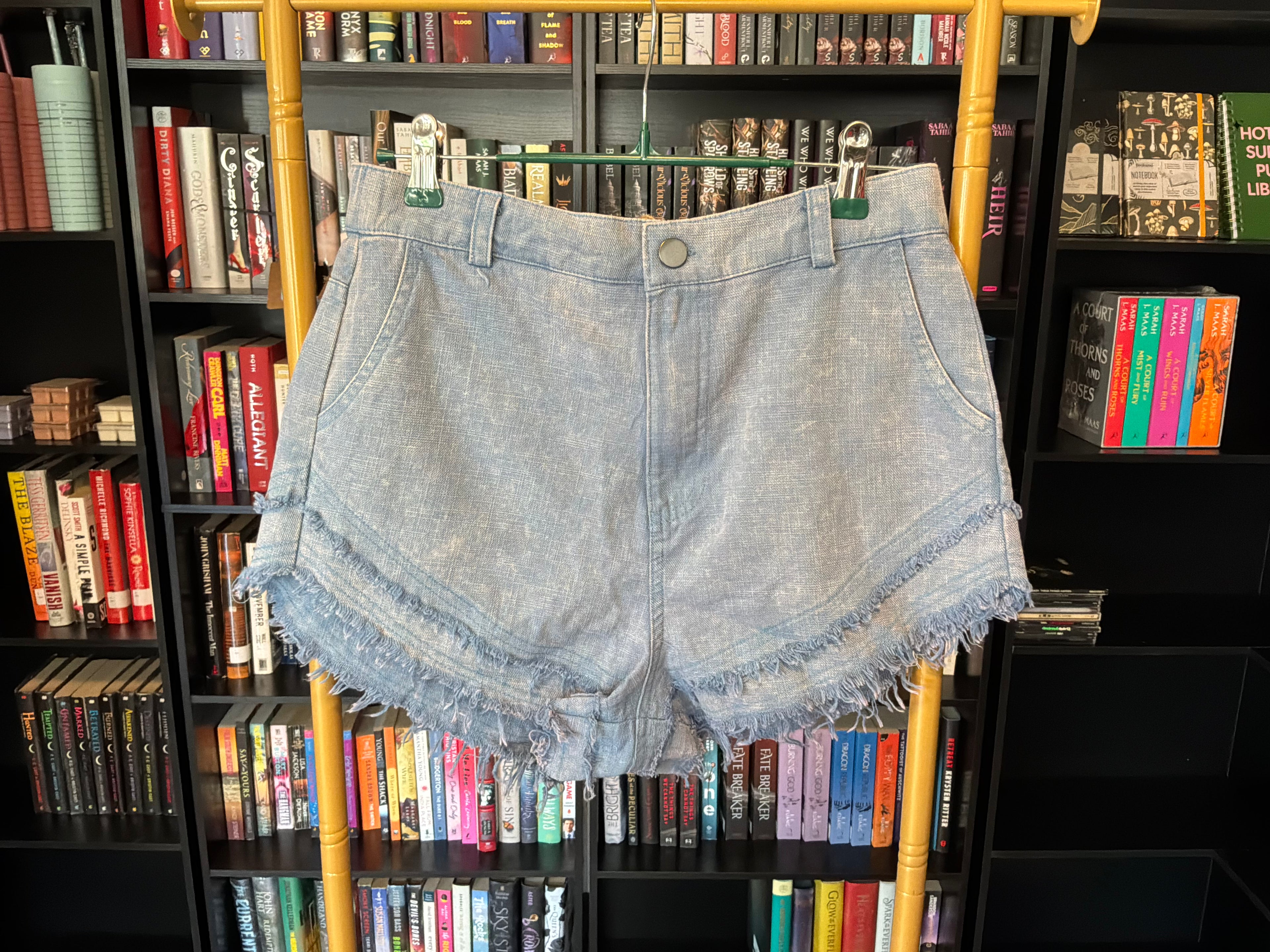 Frayed layered denim shorts
