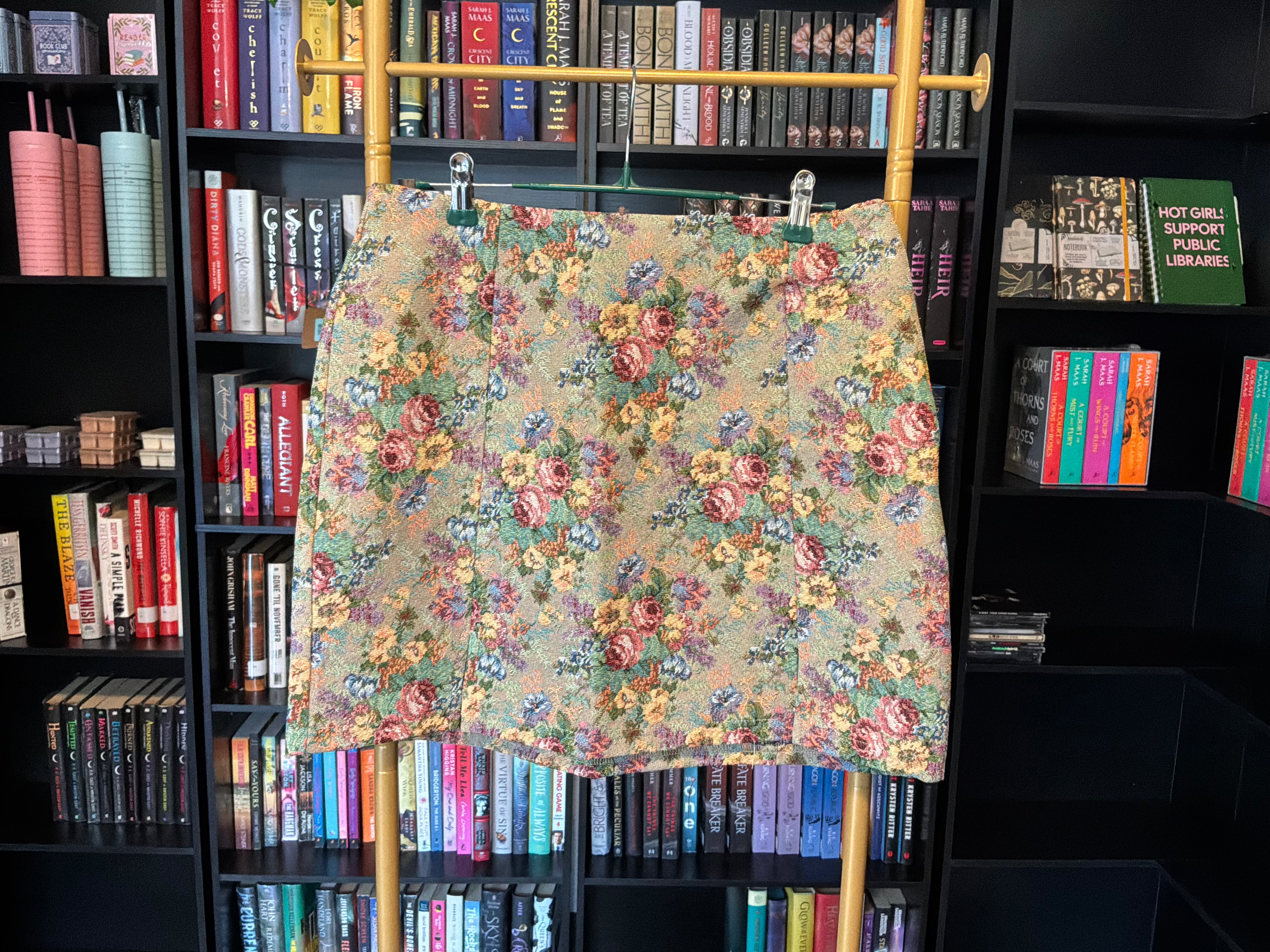 Floral jacquard mini skirt